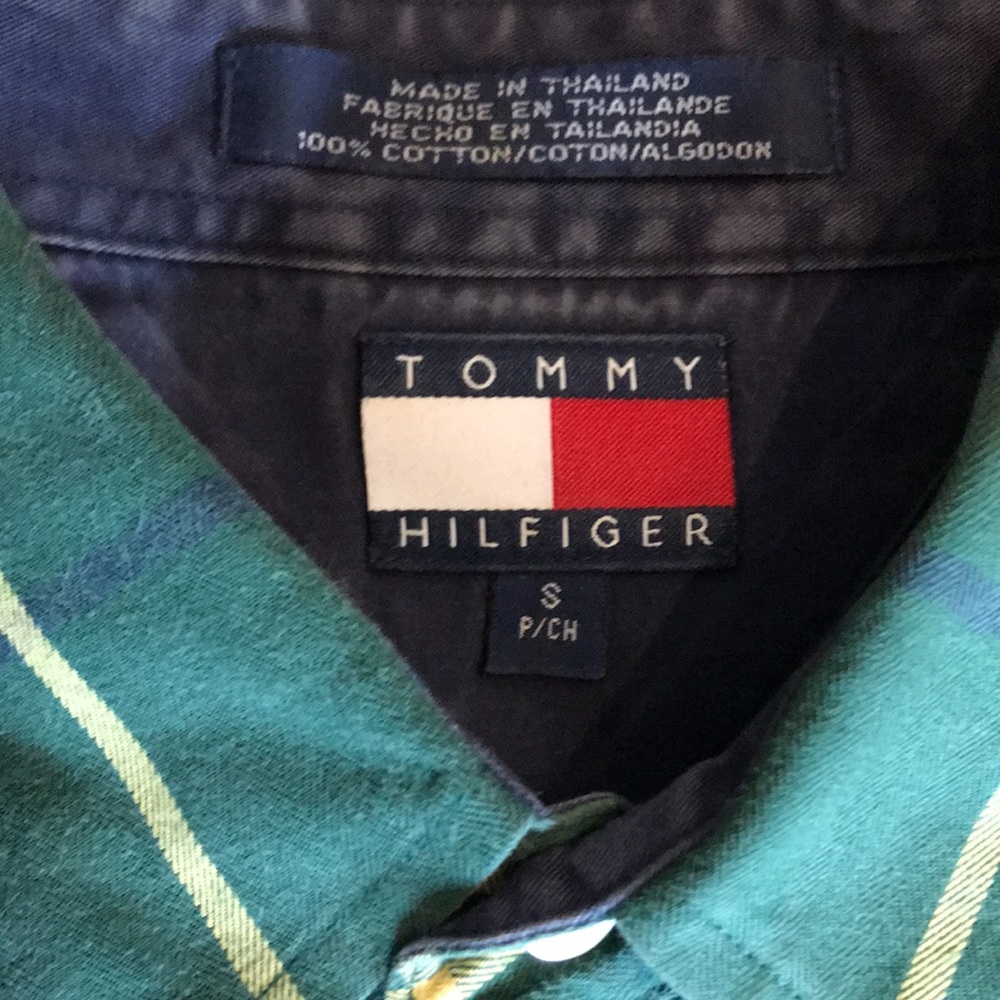 Vintage Tommy Hilfiger shirt - Picture 3 of 3